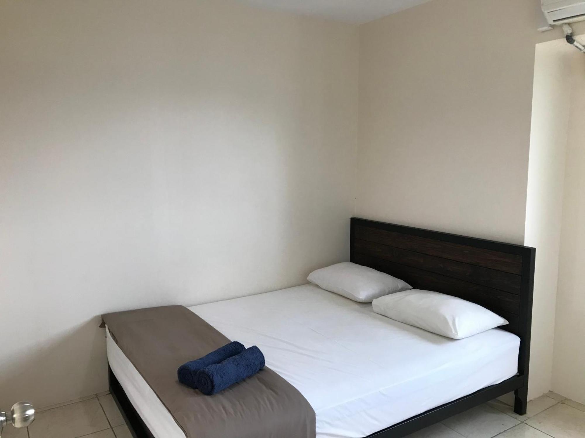 Queen Victoria Apartment Batam Szoba fotó